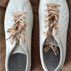 Rothy's Women's Cream and Tan Sneakers